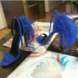 Size 6 Heels never worn only tried on didnt fit