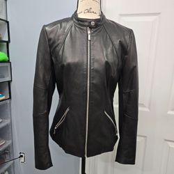 Chamarra Karl Lagerfeld Paris Piel Genuina Black Mujer Talla M NWT