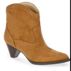 🎁 NWT WOMENS SIZE 9 BOOTS SUEDE LIKE 