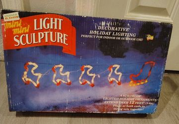 Mt. Christmas 1995 Santa Sleigh & Reindeer mini rope lighted sculpture yard or garage decor
