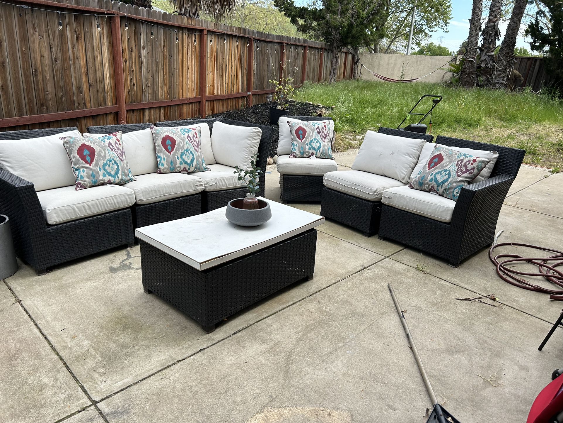Wicker Outdoor Furniture Set