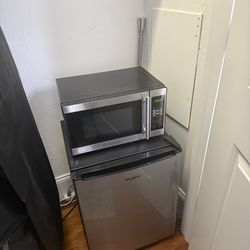 Microwave and Fridge combo