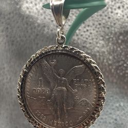 925 Sterling Silver Bezel 1 Oz Mexico Libertad PLATA PURA Moneda Coin CENTENARIO  Bezel is .925 sterling silver & has diamond cut  rope style design. 