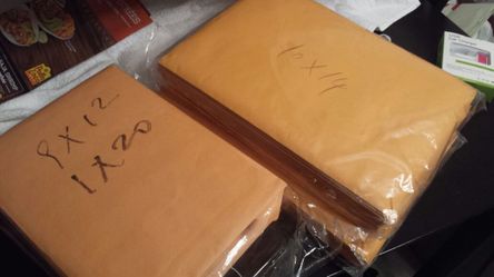 Bubble wrap packaging envelopes