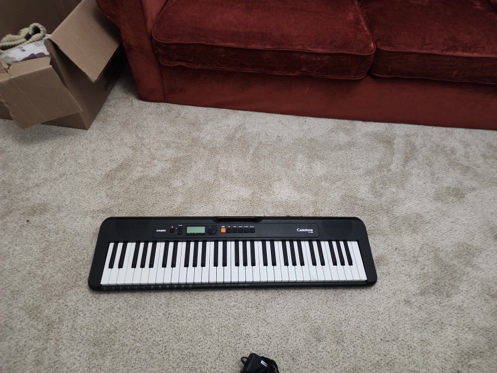 Casiotone CT-S200 Electric Piano / Keyboard