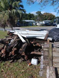 Waste Debris Construcción And Demolición 