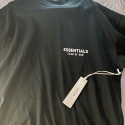 Fear of god essentials size large tee