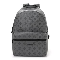 Louis Vuitton Discovery Backpack in grey Monogram Shadow calf leather