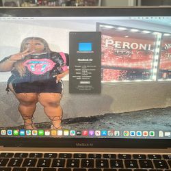 2020 MacBook Air 8gb