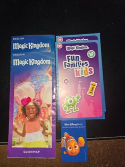 Disney Magic Kindom Maps and Card