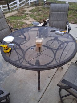 Round Glass Top Patio Table
