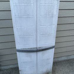 Workforce Indoor/ Outdoor Plastic Storage Shed