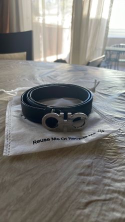 Women’s Ferragamo gancini belt