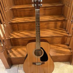 Yamaha FX310 Acoustic Electric 