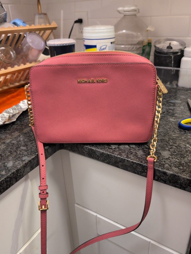 Michael Kors Jet Set Crossbody Bag