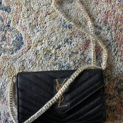 Black Bag Crossbody