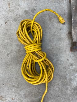 Used 12gauge 50 ft 3 way ext cord