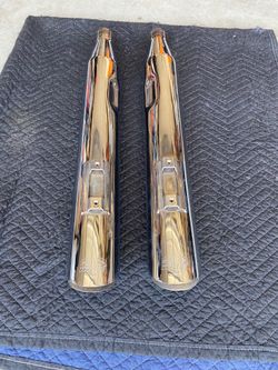 Vance And Hines slash  4” round chrome slip on exhaust