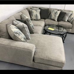 C1S24* _Plush And Posh U Shaped Large Sectional Couch With Chaise * Brand New * P a y  E a s i l y