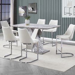 7pc Counter Height Dinning Set