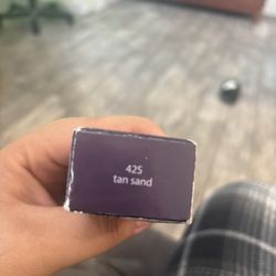 TARTE foundation 42s Tan Sand 