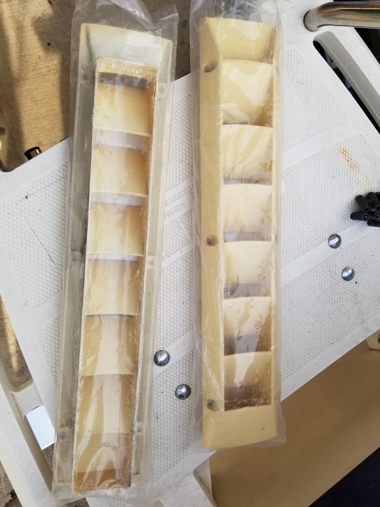 Bayliner blower vent covers