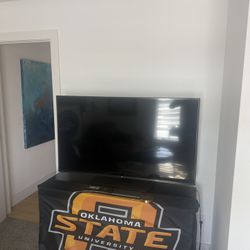 50in LG TV
