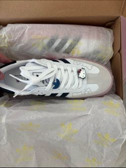 Hello kitty sambae