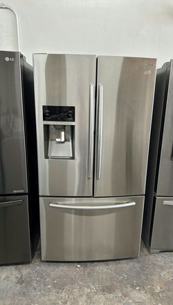 Samsung 4-Door Refrigerator (French Door Fridge with Drawer Freezer) - Water Dispenser, LED Lighting
