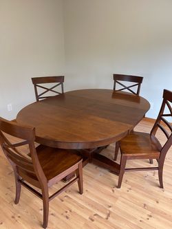Real Wood Pedestal Table and Chairs