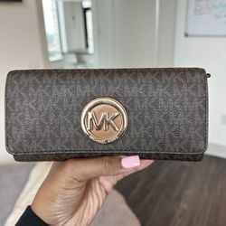 Micheal Kors Wallet
