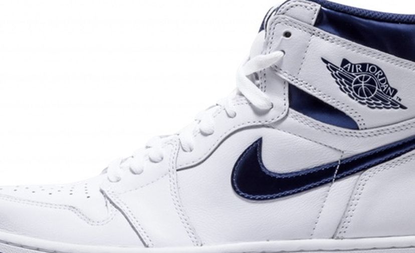 Jordan 1 Retro Metallic Navy