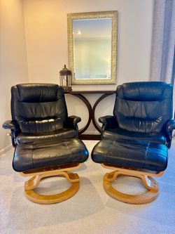 Matching Black Leather Recliners.