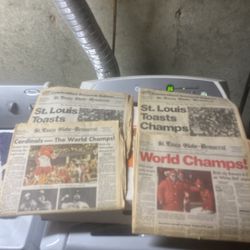 1982 St. Louis Cardinals World Series champion newspaper 