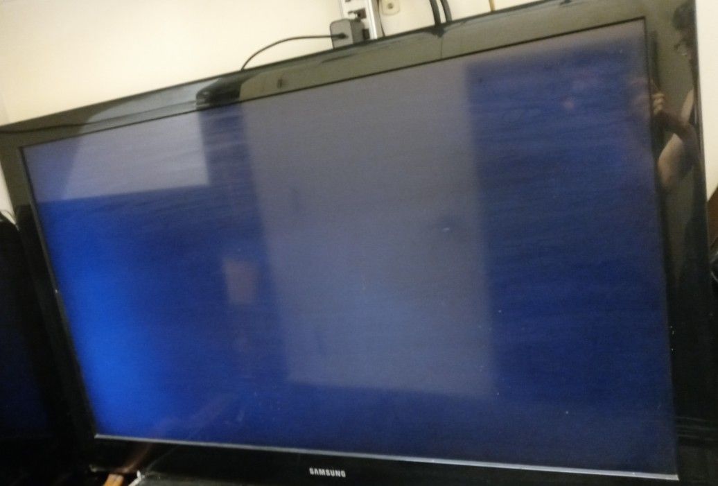Samsung 50" Smart TV