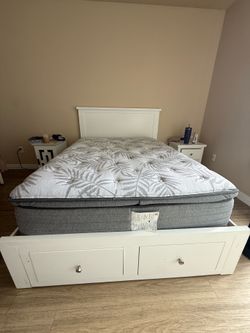 Living Spaces Larkin Full White Storage Bed + FREE Full Mattress