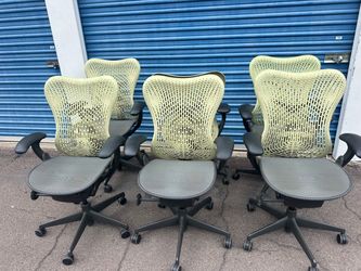 Herman miller Mirra office chairs qty 9