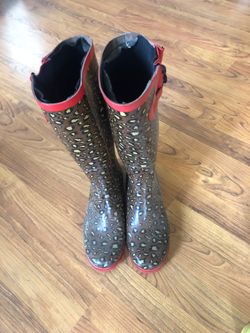 Rain boots