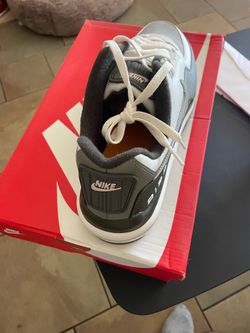 New Air Max shoes size 13