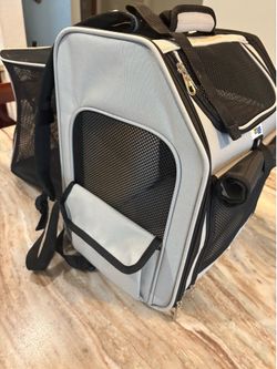 Zeus Pet Carrier