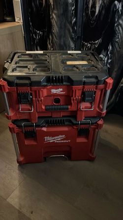 2 - Milwaukee pack out toolbox detachable