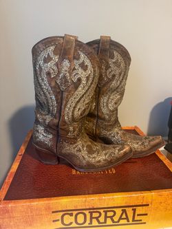 Corral women size 9