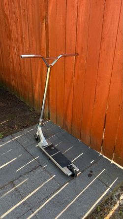 Super light weight custom scooter