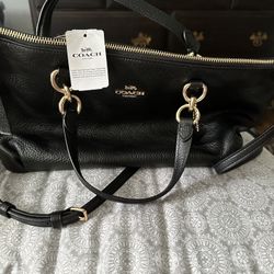 Brand New Authentic Pebble Leather Coach Bag