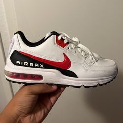 Nike Air Max Size 8