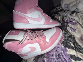 Pink AJ 1 Mid