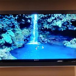 Sony Bravia 46 Inch LCD TV