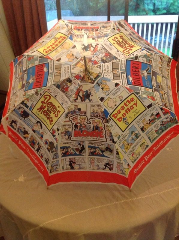 Seattle Post-Intelligencer Comic Strip Umbrella vintage