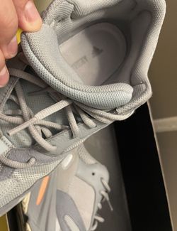 YEEZY 700 Inertia Size 14