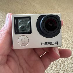 “GoPro HERO4 Full Kit – 4 Batteries, Charger, Grip, Case, Mounts”